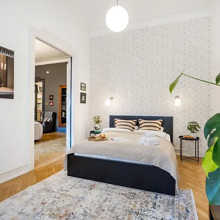 Apartament Hidden Gem By Dohany Synagogue & Fashion Street *