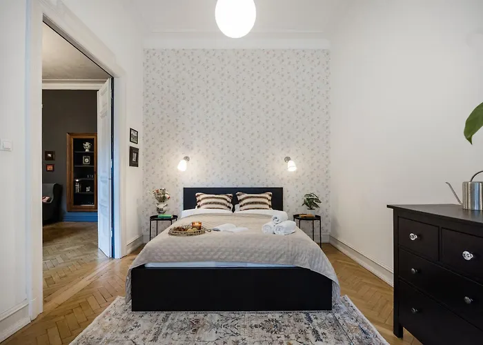 Hidden Gem By Dohany Synagogue & Fashion Street * Budapešť